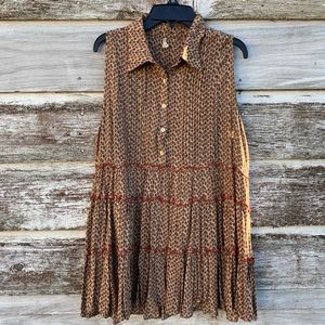 Easel ruffle tiered sleeveless top